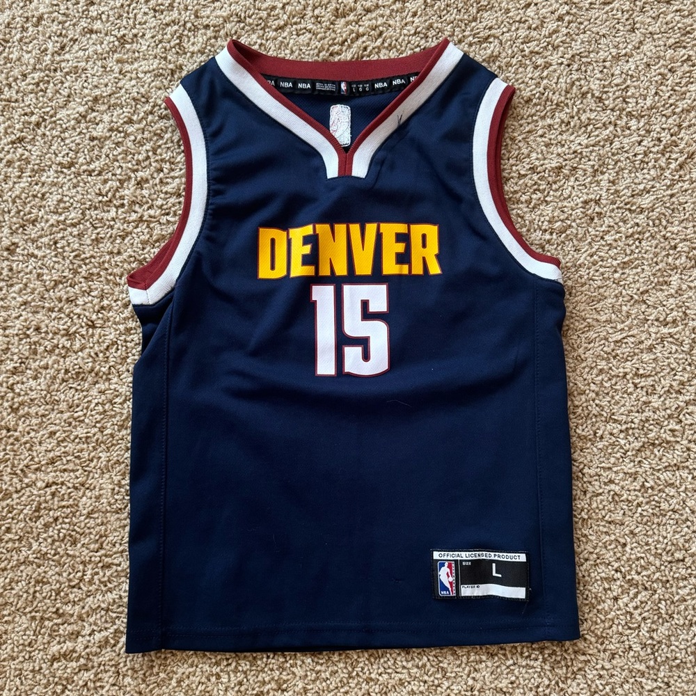 Kid’s Denver Nuggets Jokic Jersey Kid’s Size Large
